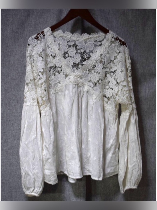 Free People Tops - Free People lace blouse